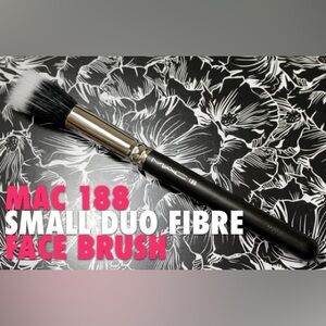 NEW MAC M.A.C. Cosmetics 188 Small Duo Fibre Brush for Foundation Powder Blush